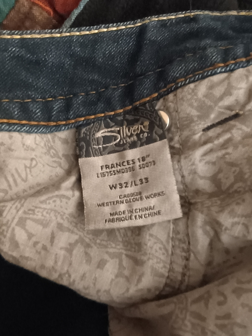 Silver Jeans Women's Dark Blue Distressed Flare Jeans - Picture 4 of 5